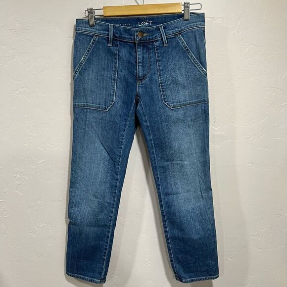 Ann Taylor Loft Relaxed Skinny Crop Light wash Blue Jean- Women's sz 24/00 - Picture 1 of 6